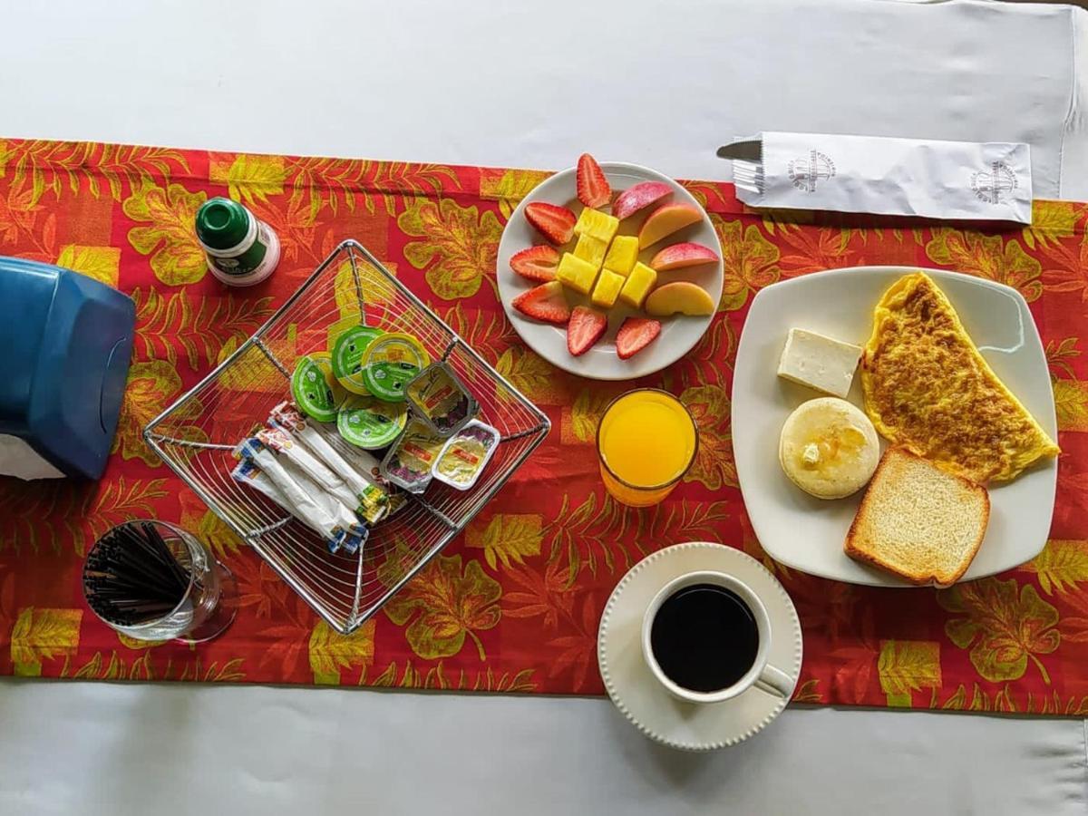 Hotel Tangara Dosquebradas ภายนอก รูปภาพ