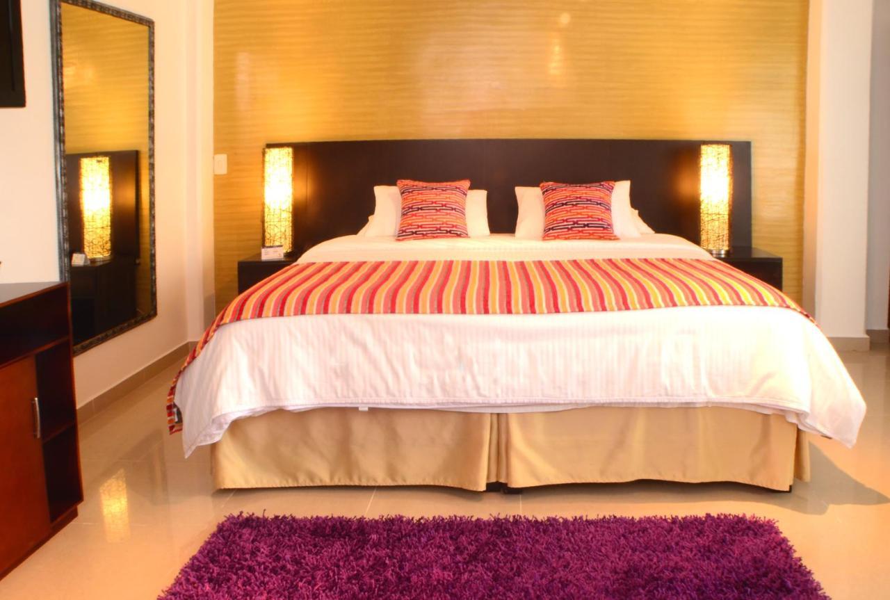 Hotel Tangara Dosquebradas ภายนอก รูปภาพ